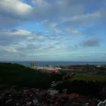 Apt 2 quartos, próximo à praia e ao Shopping